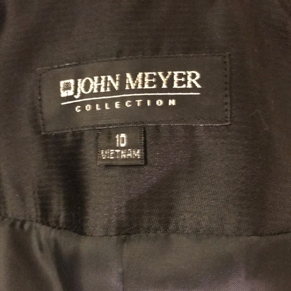 Black taffeta suit by John Meyer size 10 - Picture 6 of 8